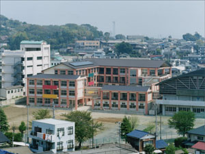 駒王中学校